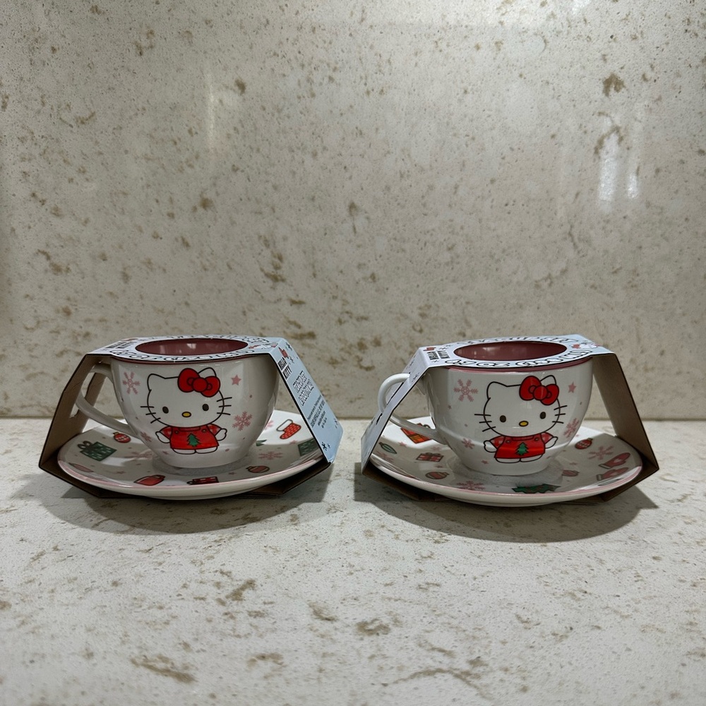 Hello Kitty x Sanrio Christmas 2024 Snowflake Ceramic Teacup & Saucer Set *BNWT*